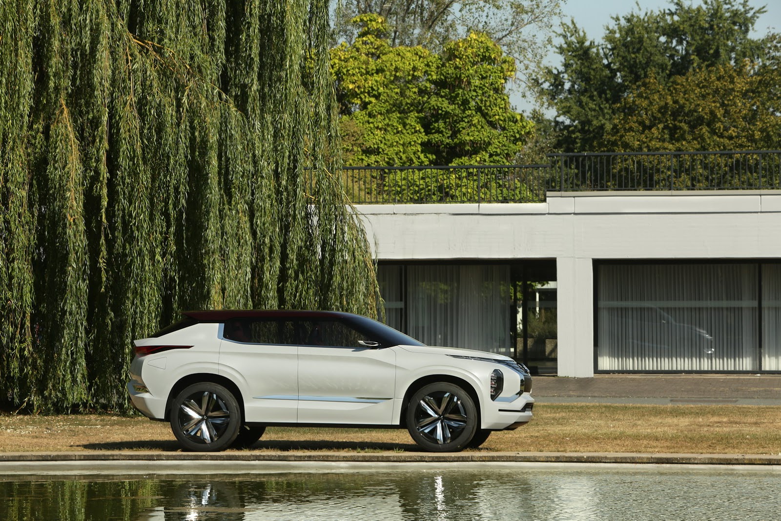 Mitsubishi GT-PHEV Concept, 2016
