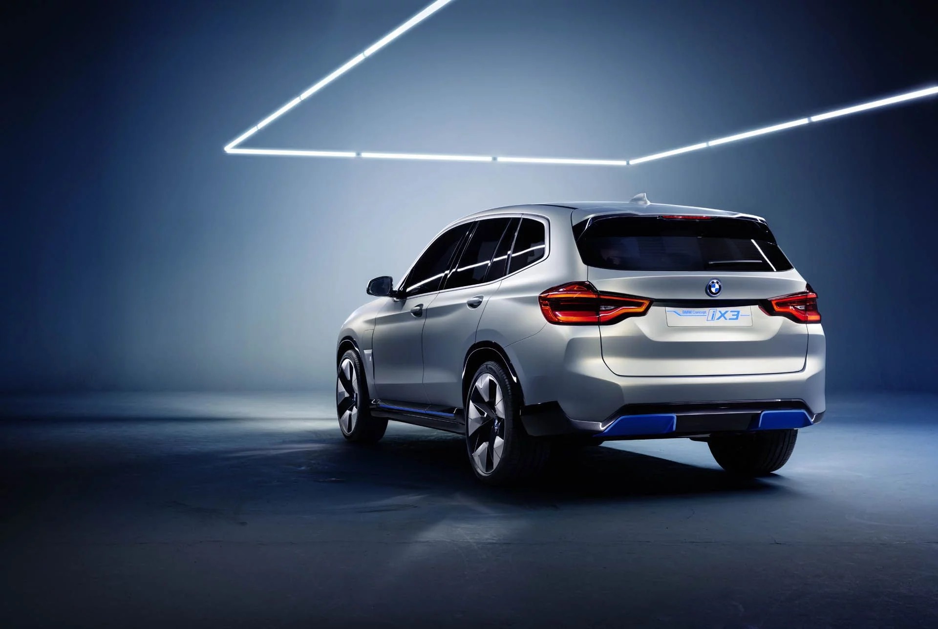 BMW Concept iX3, 2018