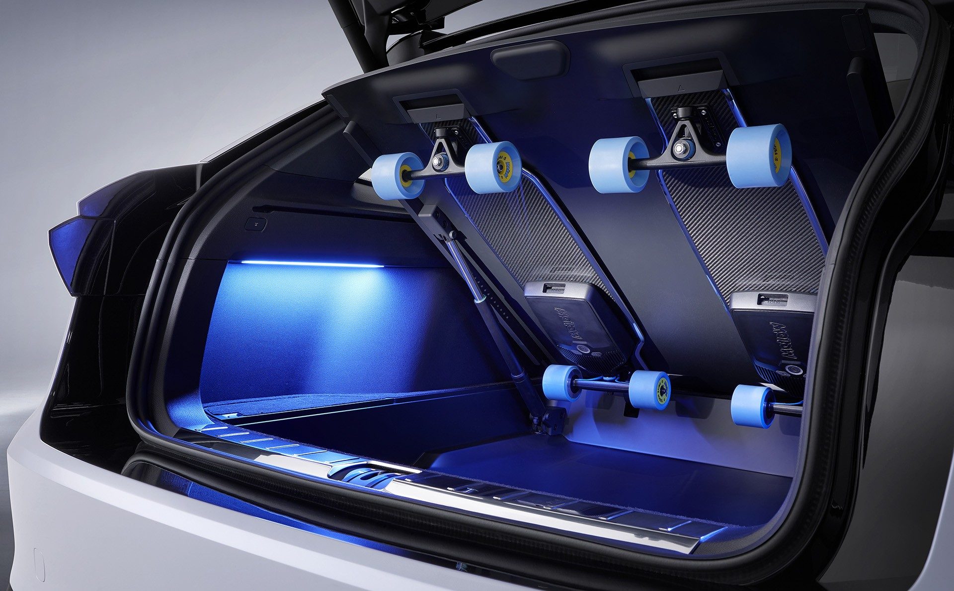 Volkswagen ID. Space Vizzion Concept, 2019