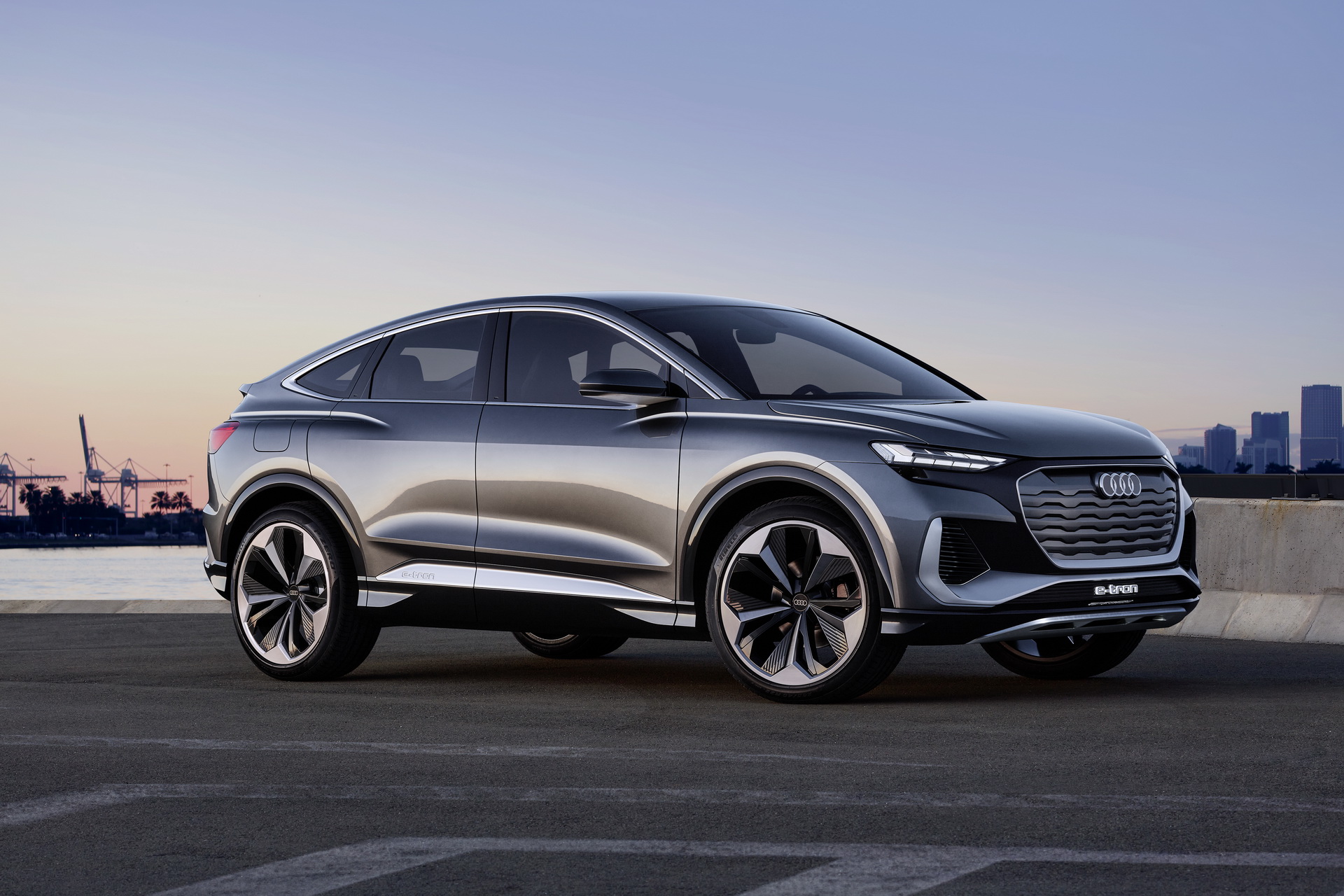 Audi Q4 Sportback e-tron Concept, 2020