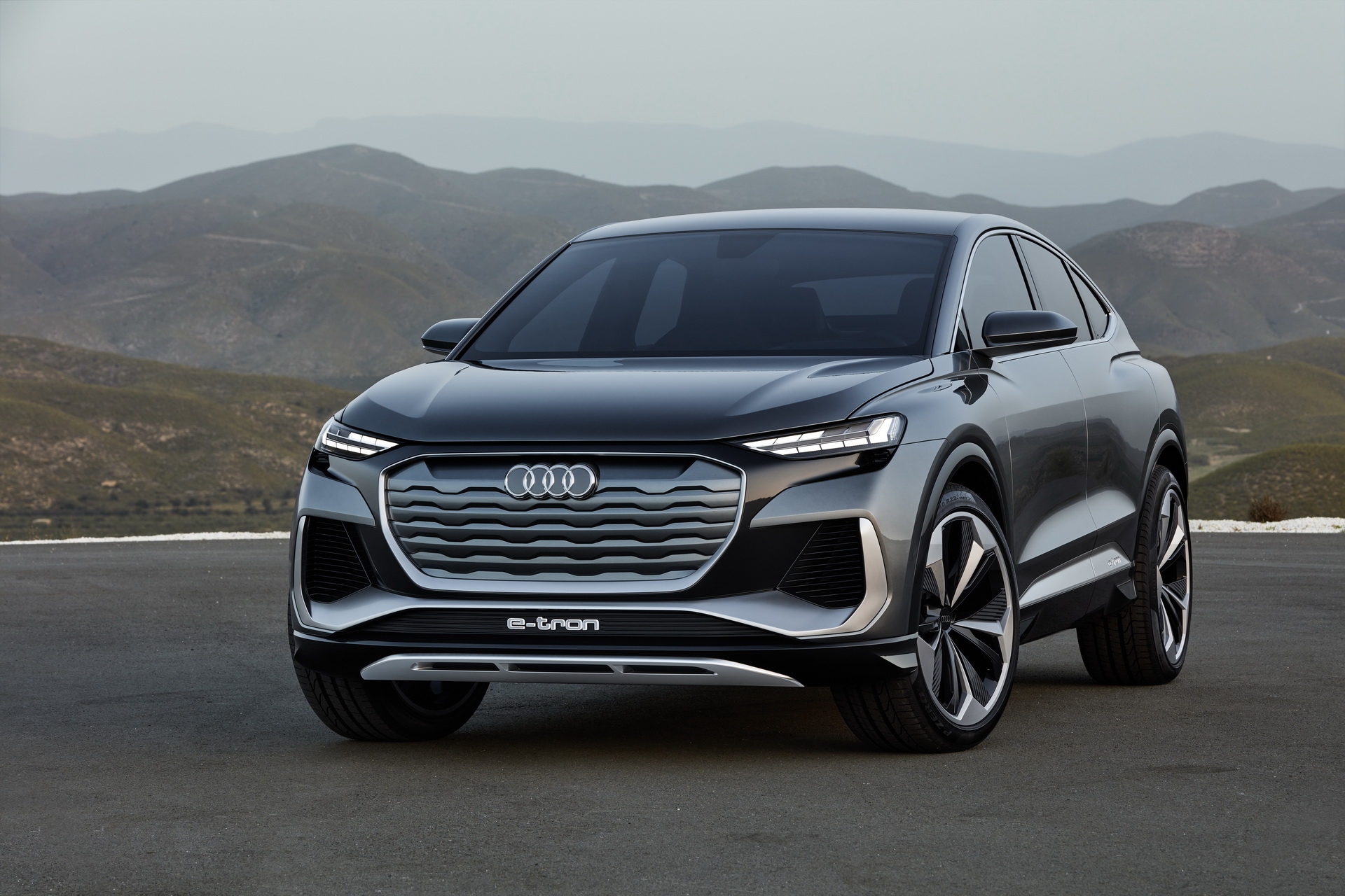 Audi Q4 Sportback e-tron Concept, 2020