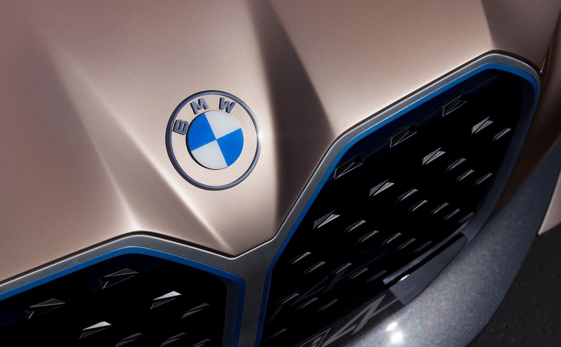 BMW Concept i4, 2020 - New Logo