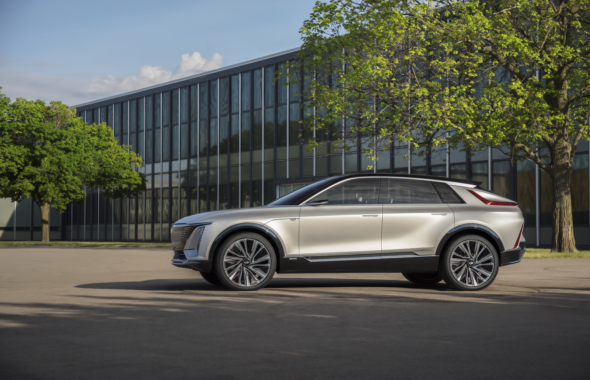 Cadillac LYRIQ Show Car, 2020