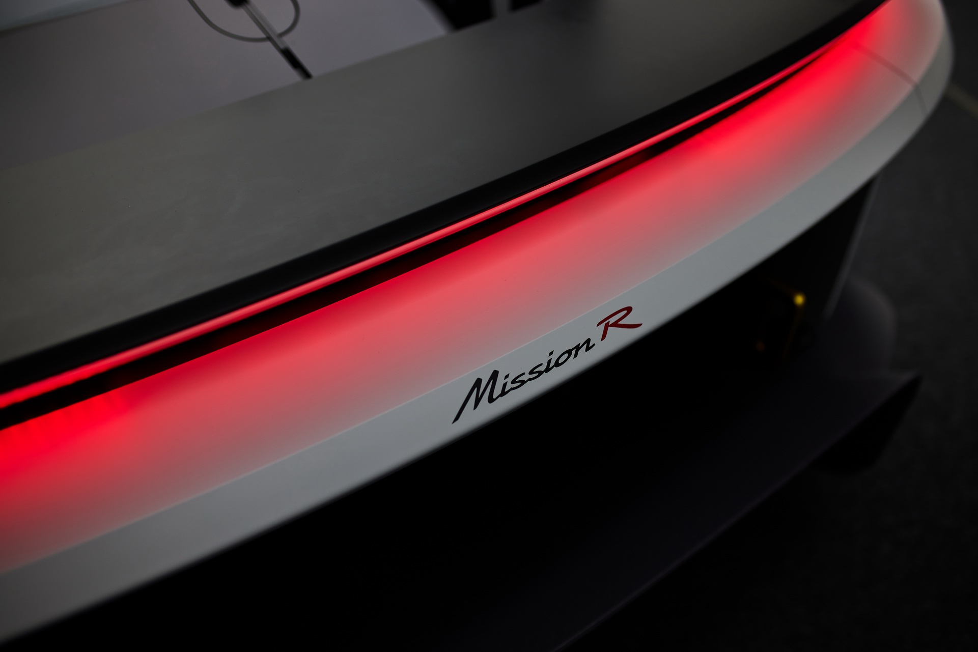 Porsche Mission R, 2021