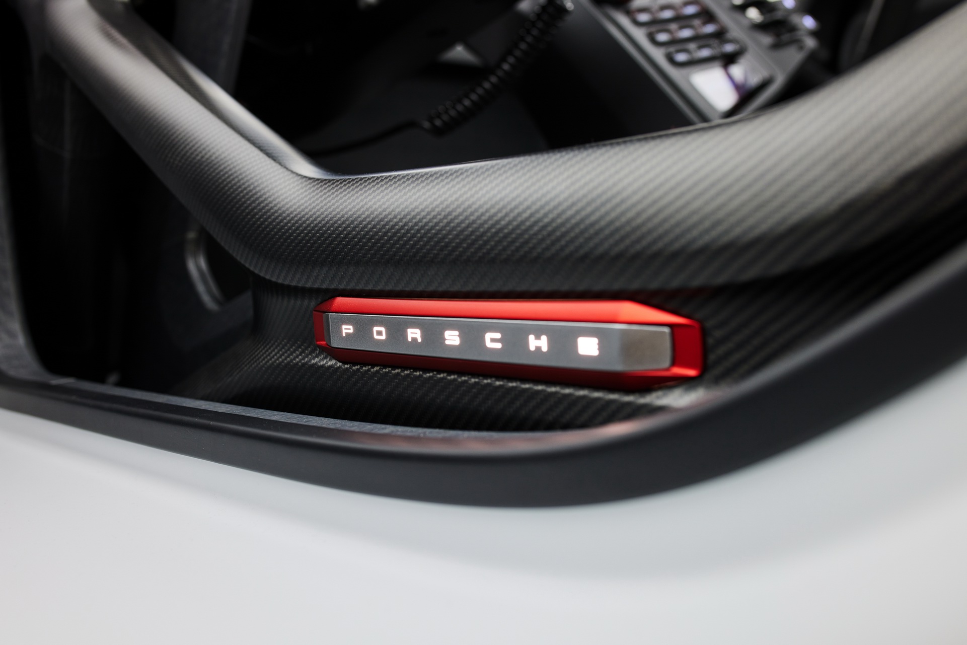 Porsche Mission R, 2021 – Interior