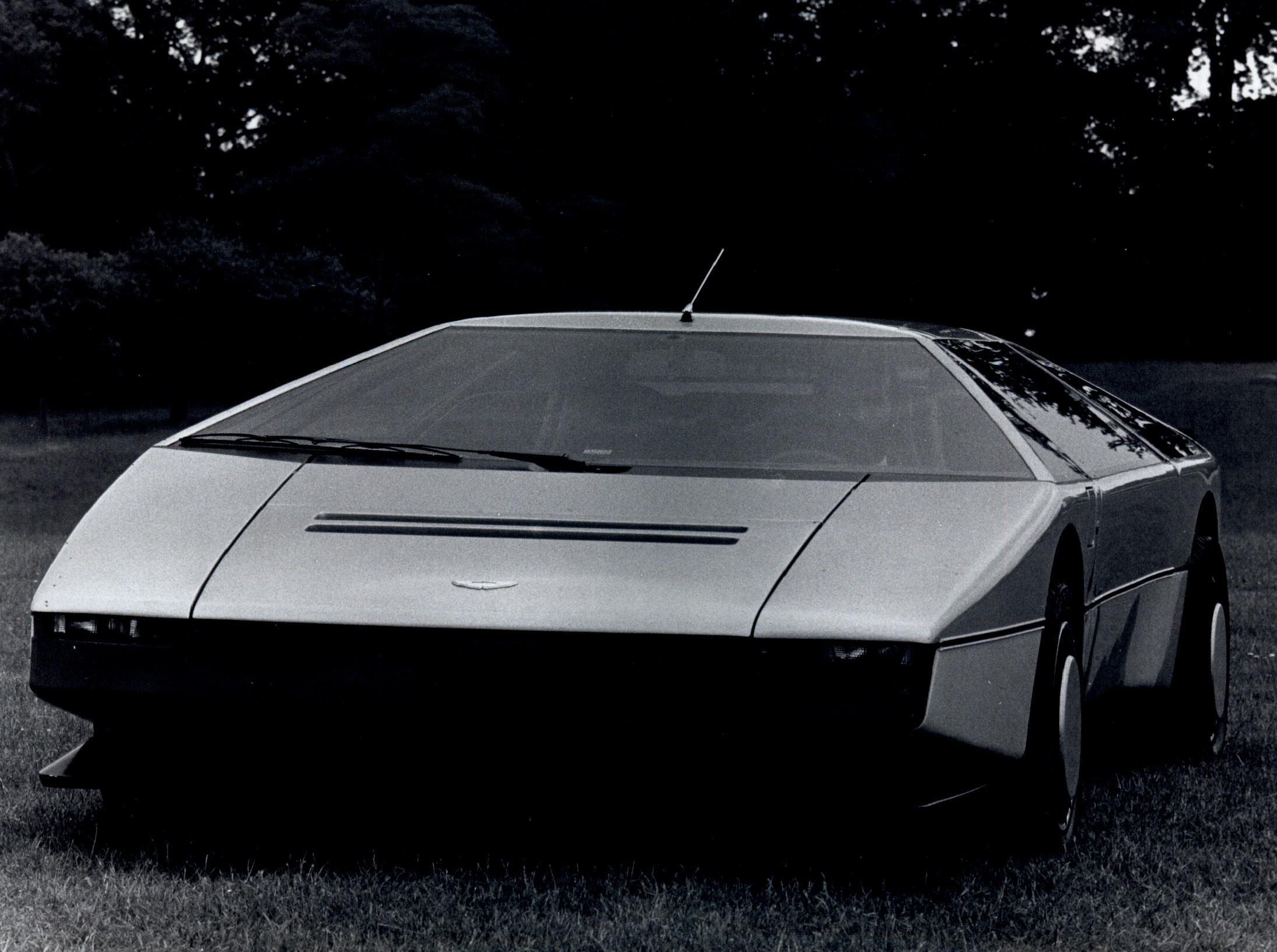 Aston Martin Bulldog, 1980