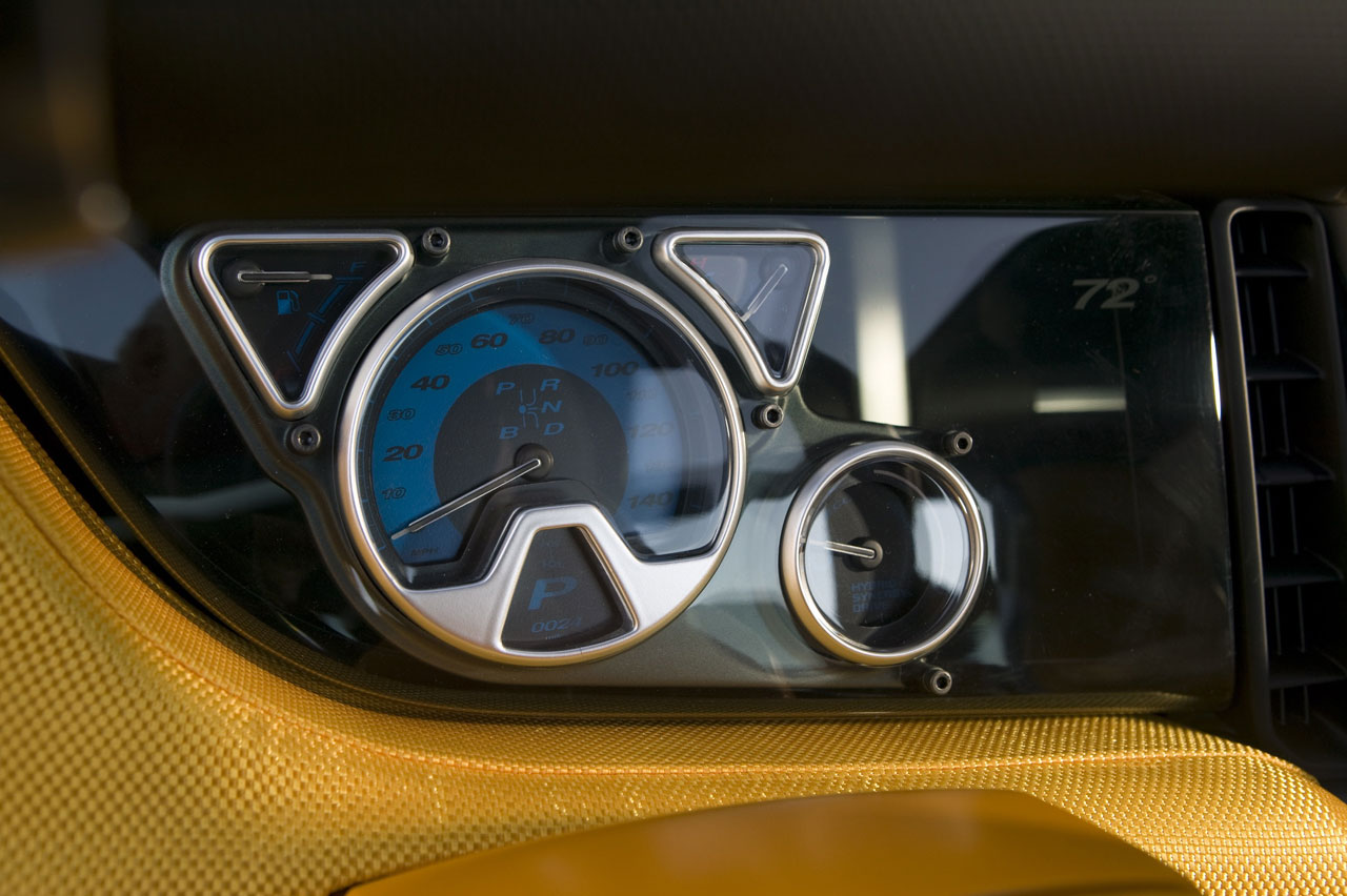 Toyota A-BAT, 2008 – Interior