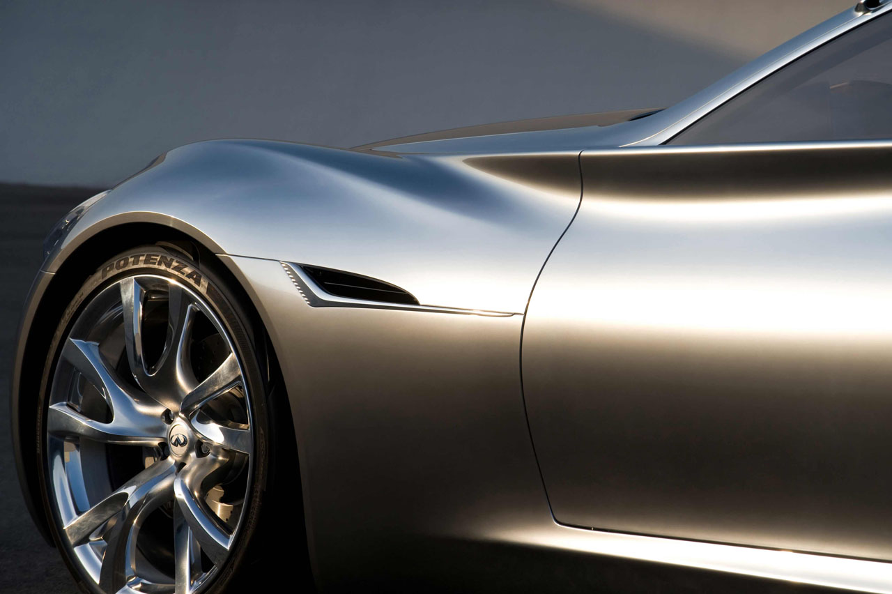Infiniti Essence, 2009