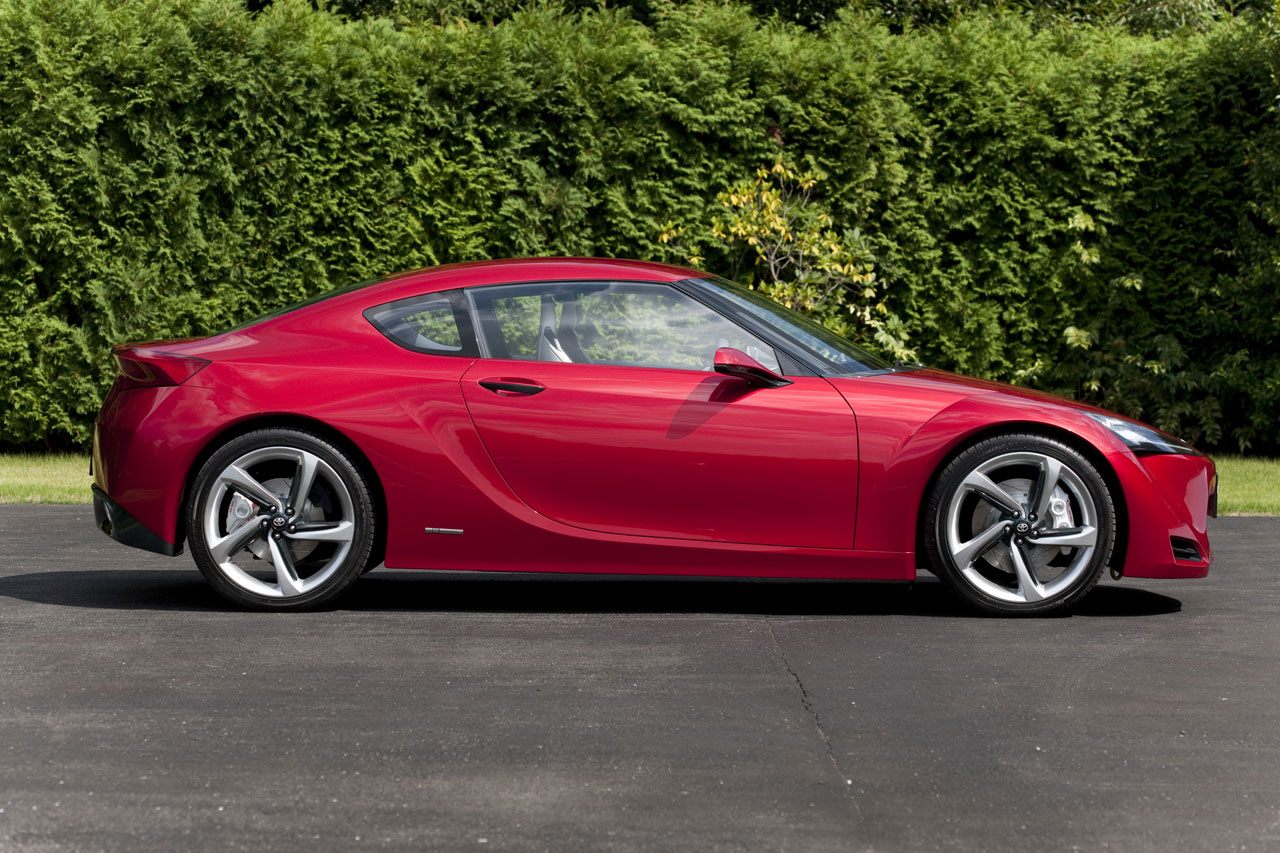 Toyota FT-86, 2009