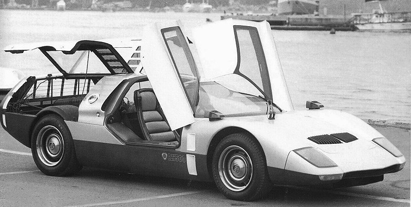 Mazda RX-500, 1970 – Глубоко врезанные в крышу двери открывались по принципу "крыло бабочки", а остеклённые половинки крышки моторного отсека - как крылья чайки.