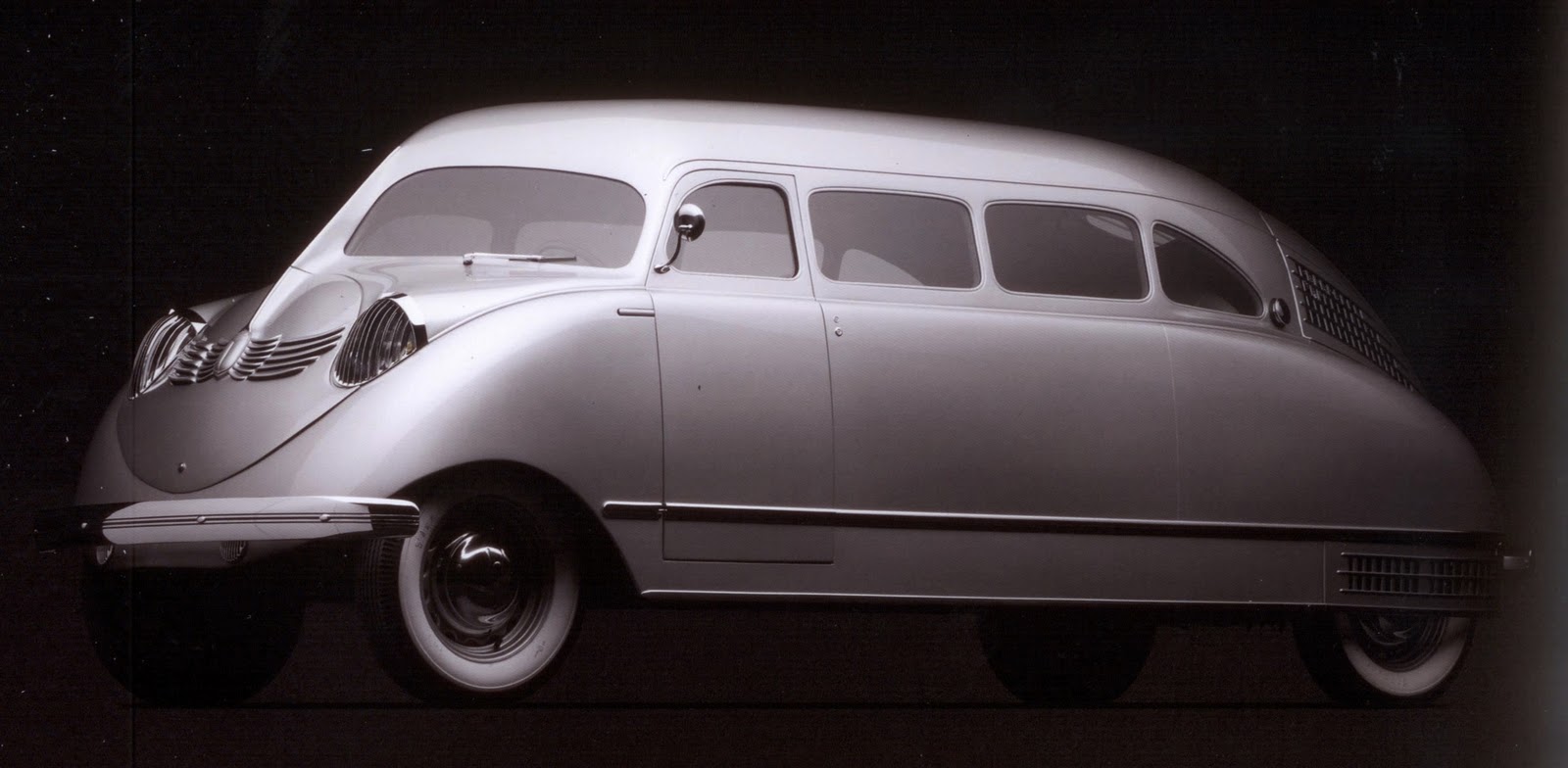 Stout Scarab (1935): Первый минивэн в мире