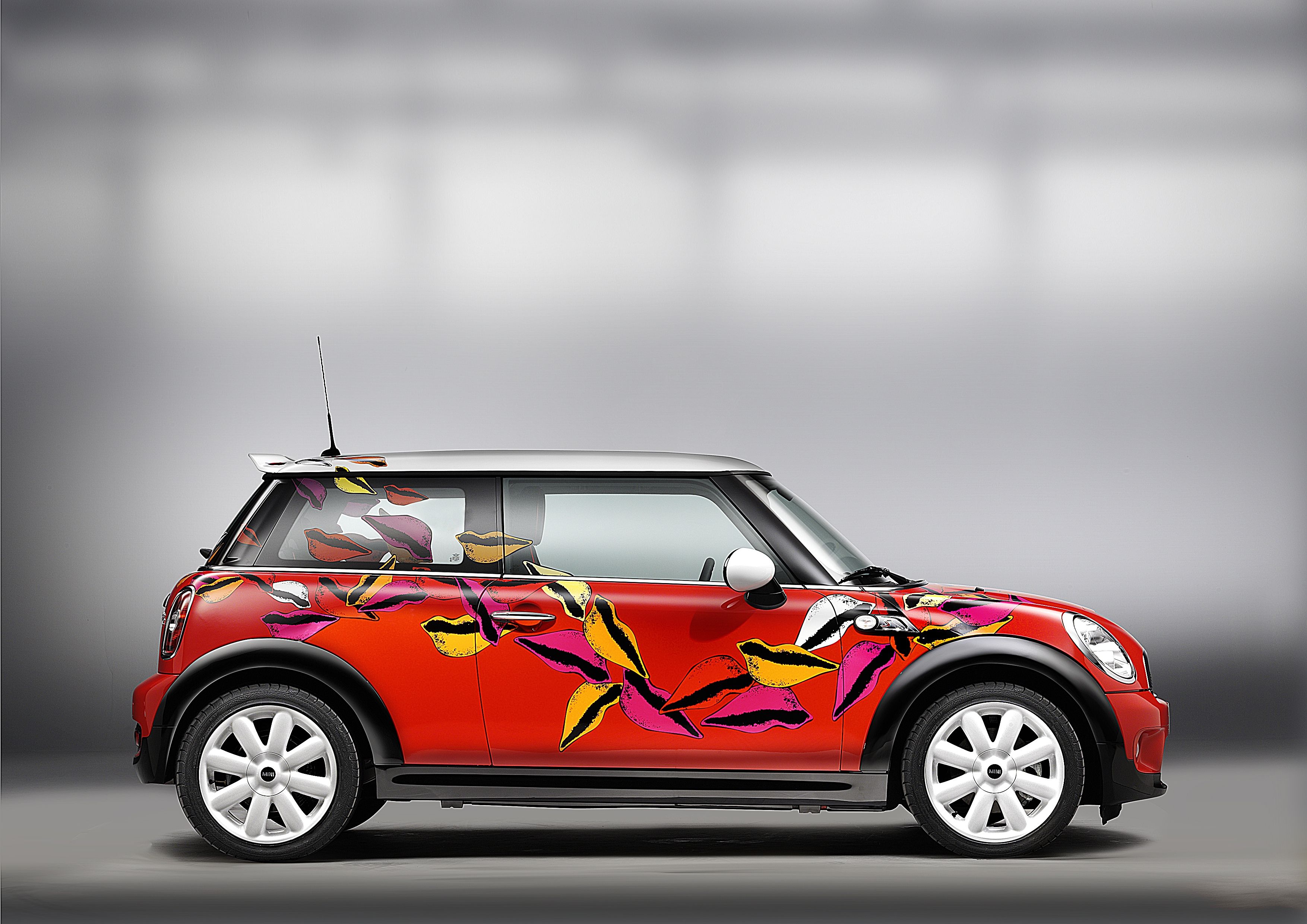 Life Ball Mini (2010): Диана фон Фюрстенберг
