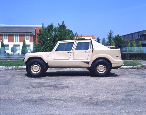 Lamborghini LM001 (1981)