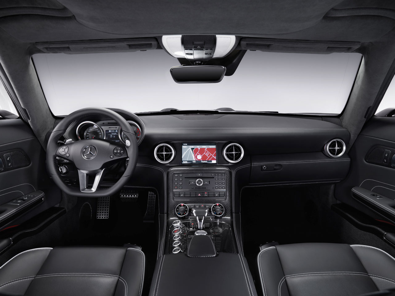 Mercedes-Benz SLS AMG (2010): Крыло чайки