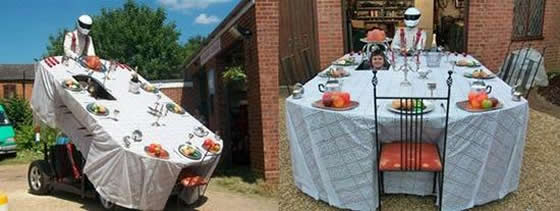 Perry Watkins' Fast Food (2010): Кушать подано!