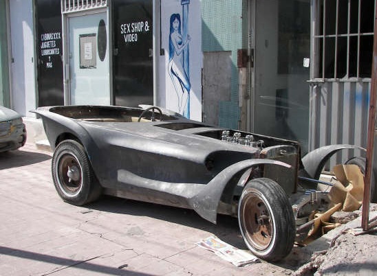 The Orbitron as it sat when it was found in Juarez, Mexico in 2006