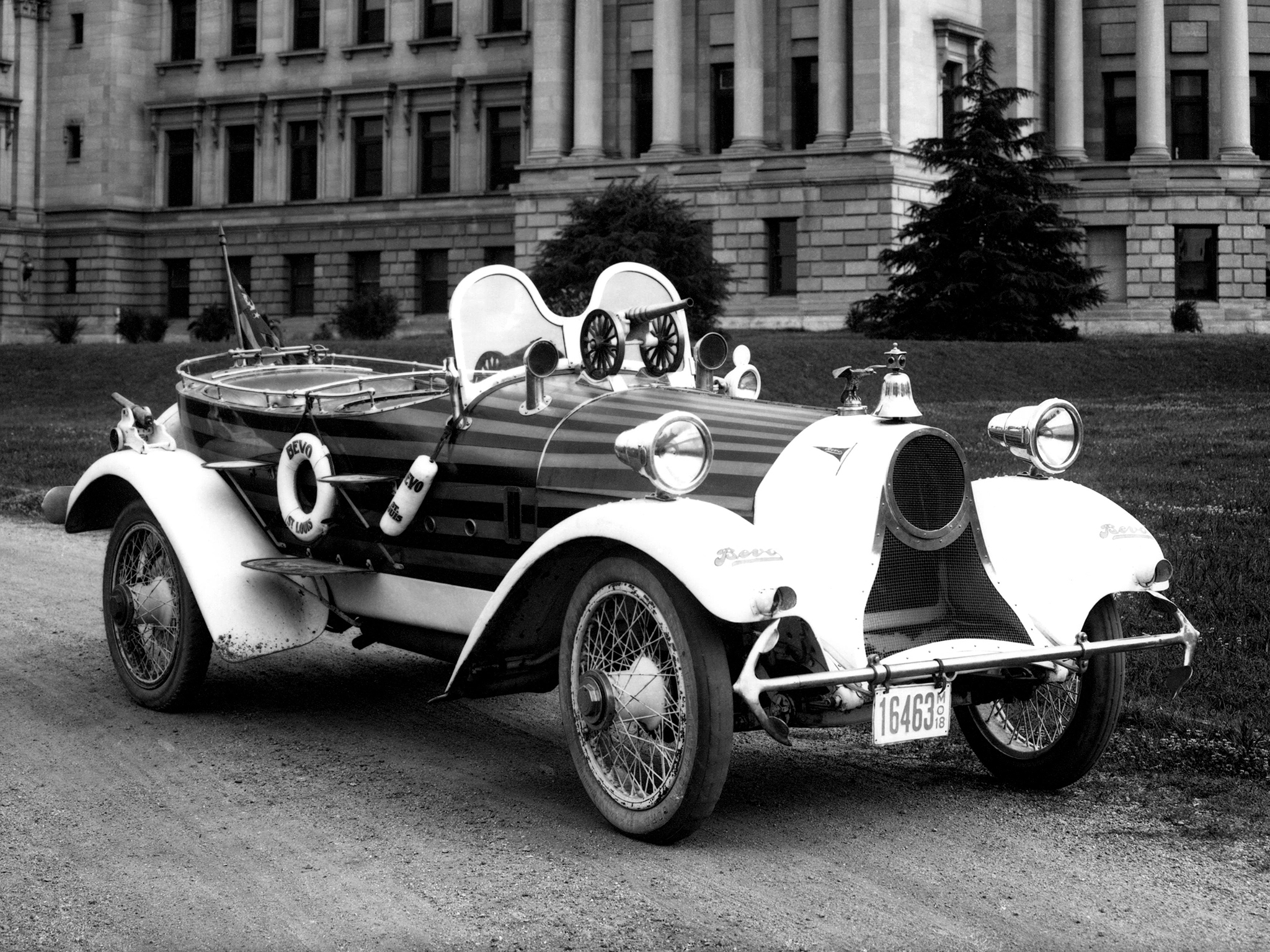 Dorris Budweiser Bevo Boat 'Land Cruiser' by Anheuser-Busch (1924)