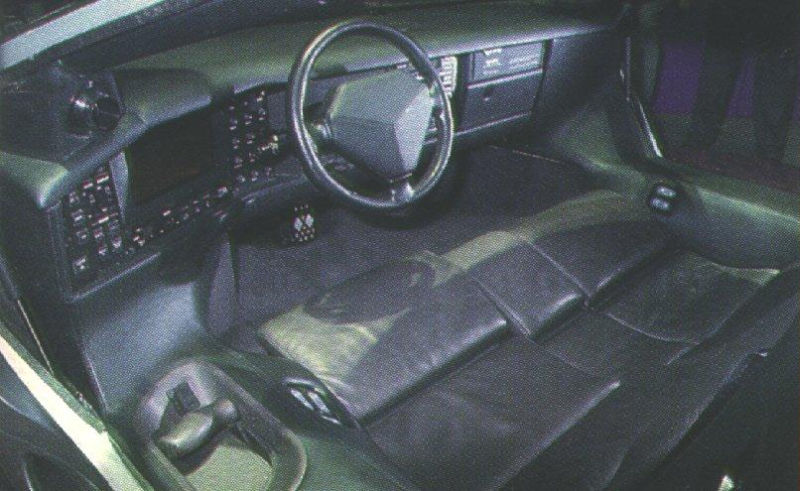 Vector WX3 (1993) - Interior