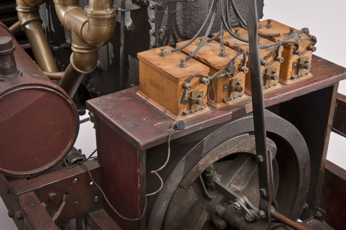 Ford 999 Race Car (1902) - Coils