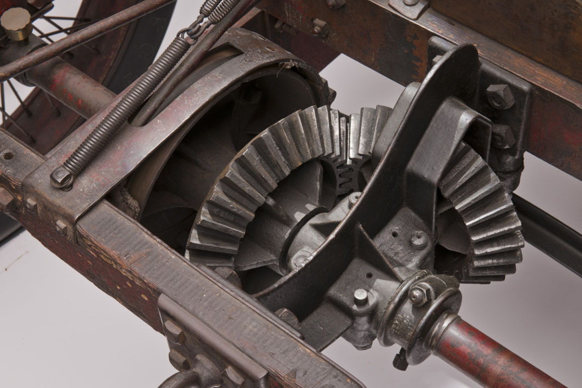 Ford 999 Race Car (1902) - Gears