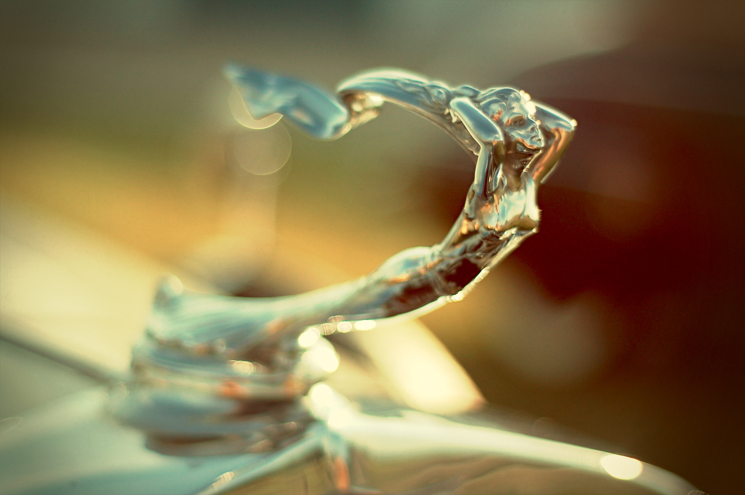 ‘Flowing Goddess’ – Cadillac V-16 Mascot (1930–32) – Photo: Mike Ver Duin