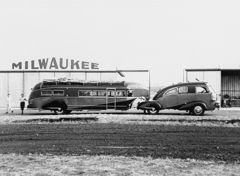 1936 Zephyr Land Yacht (Land Cruiser): Streamlined Design by Brooks Stevens