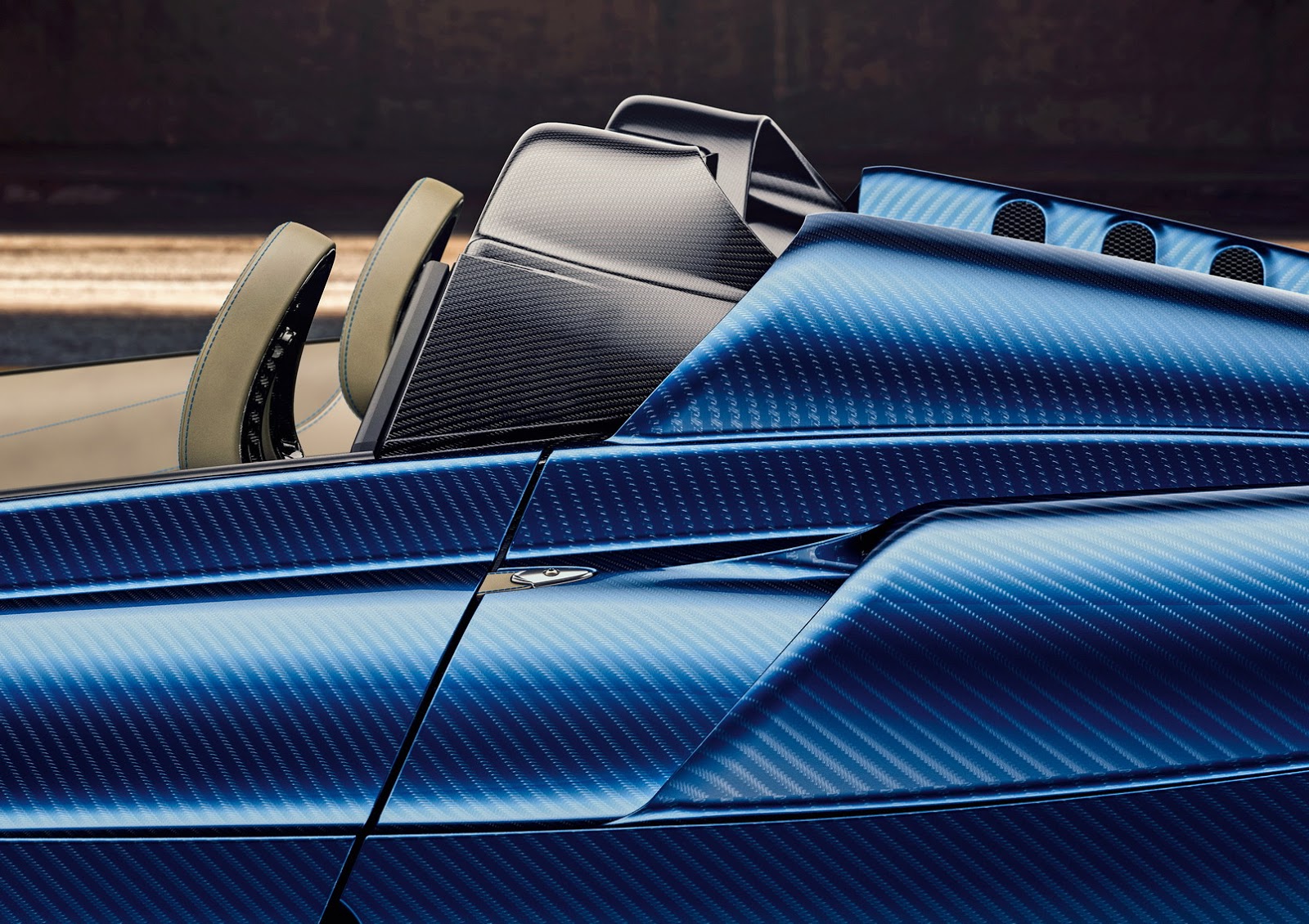 Pagani Huayra Roadster (2017)