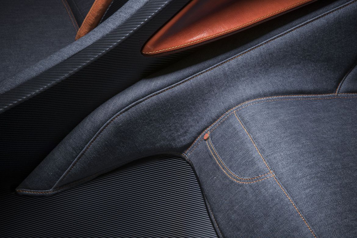 Techrules Ren (2017): Designed by Giorgetto and Fabrizio Giugiaro - Interior