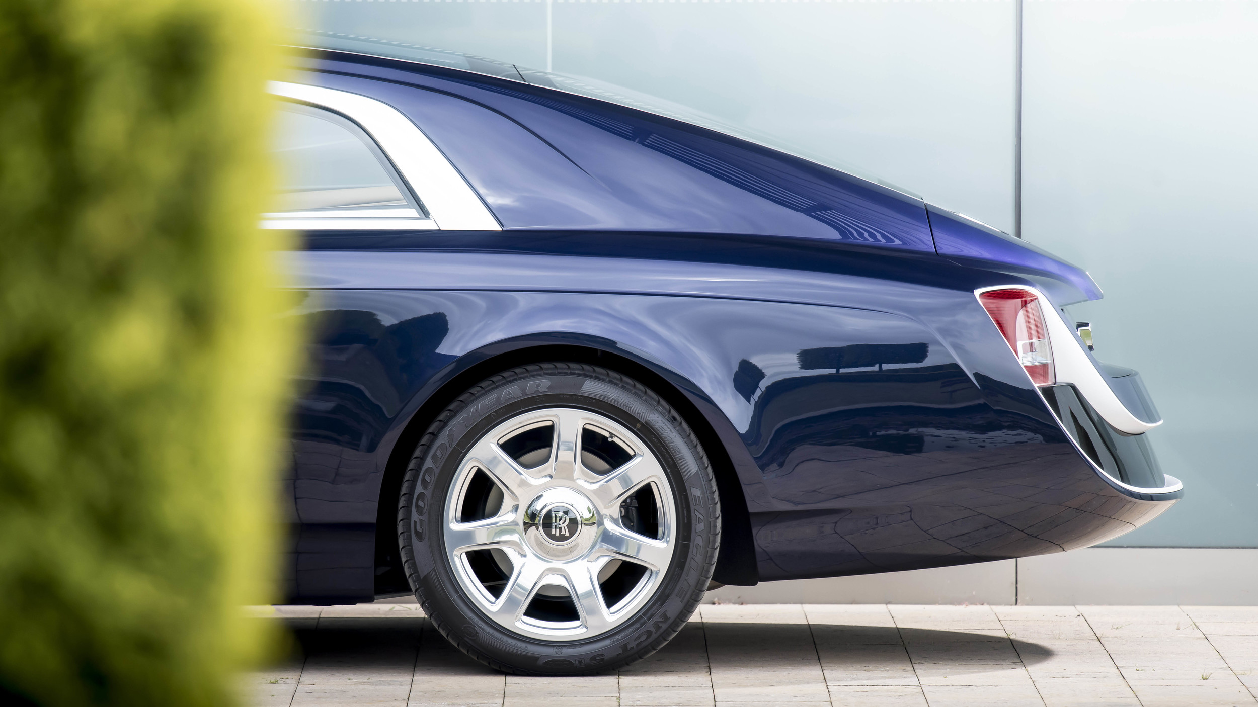 Rolls-Royce Sweptail (2017)