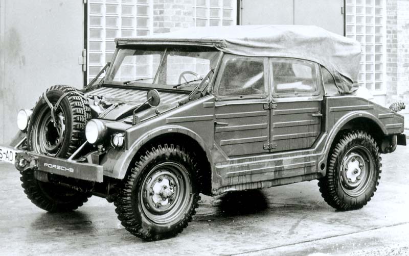 Porsche Typ 597/5 Jagdwagen (1957-1958) - В 1957 году появился автомобиль третьей серии. У него был двигатель с увеличенным рабочим объёмом и кузов с дверьми.