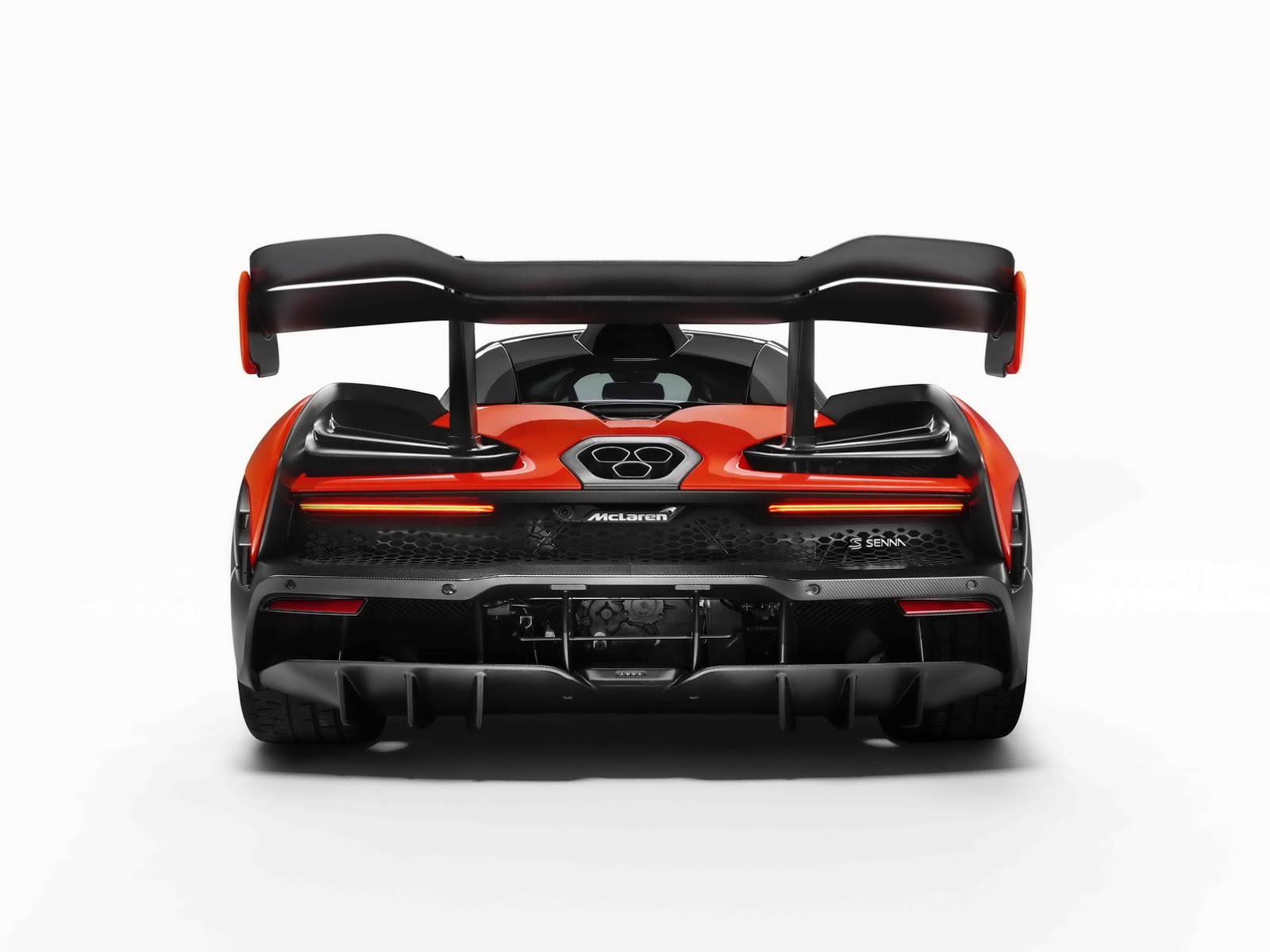 McLaren Senna (2017)