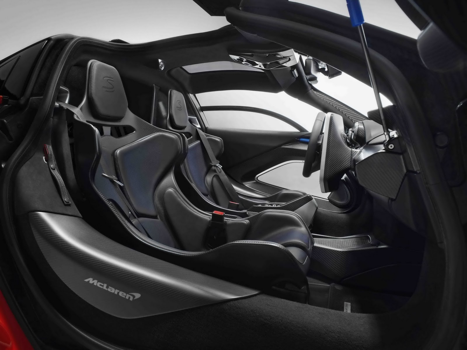 McLaren Senna (2017)