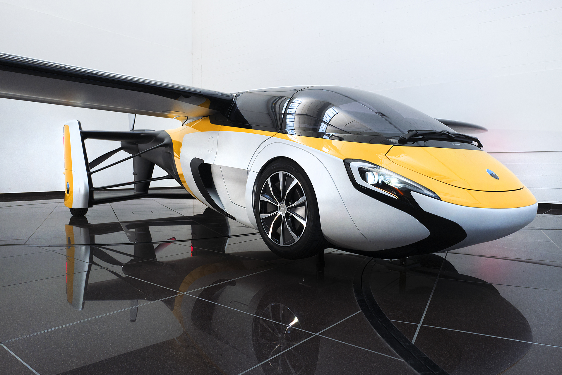 AeroMobil 4.0 STOL (2017): Flying Car