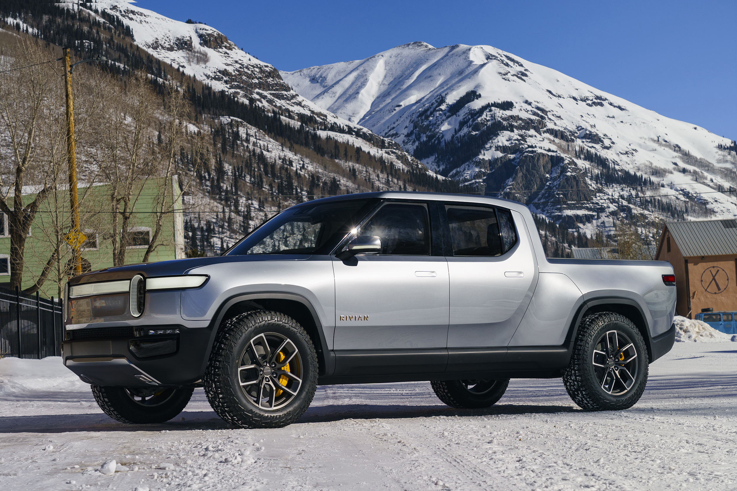 Rivian R1T (2021): Electric Pickup