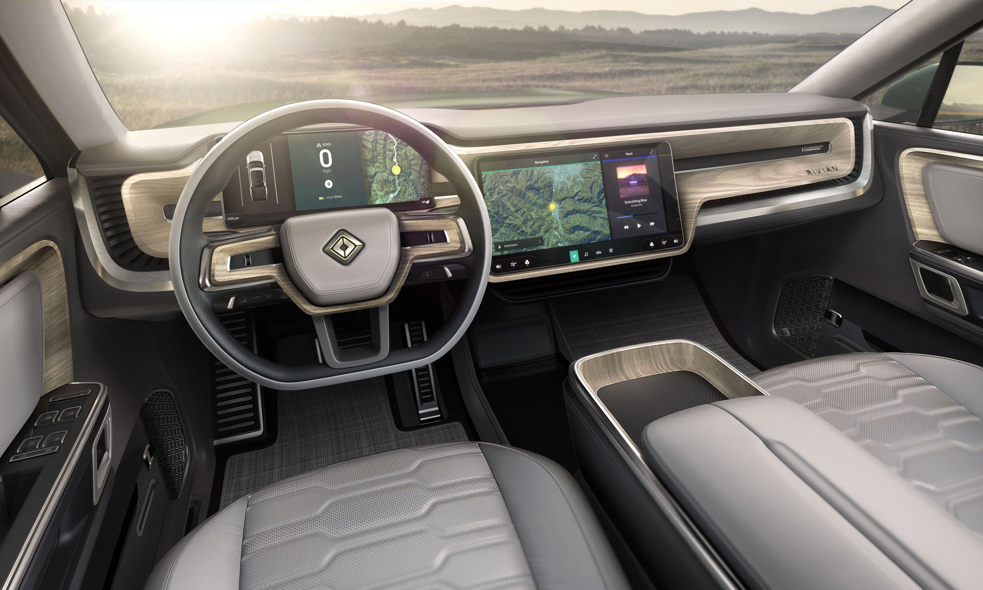 Rivian R1S (2020): 7-Seater Electric SUV