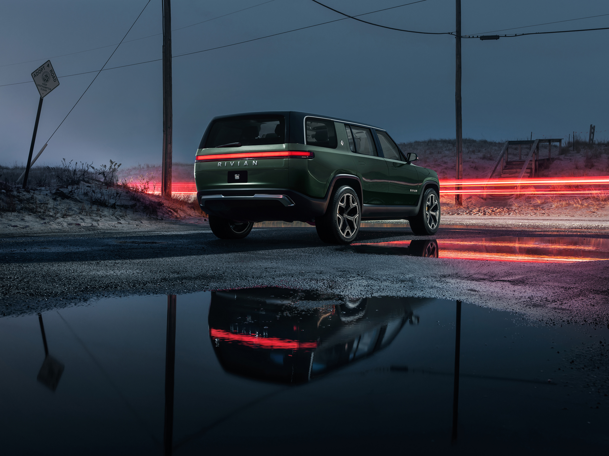 Rivian R1S (2020): 7-Seater Electric SUV