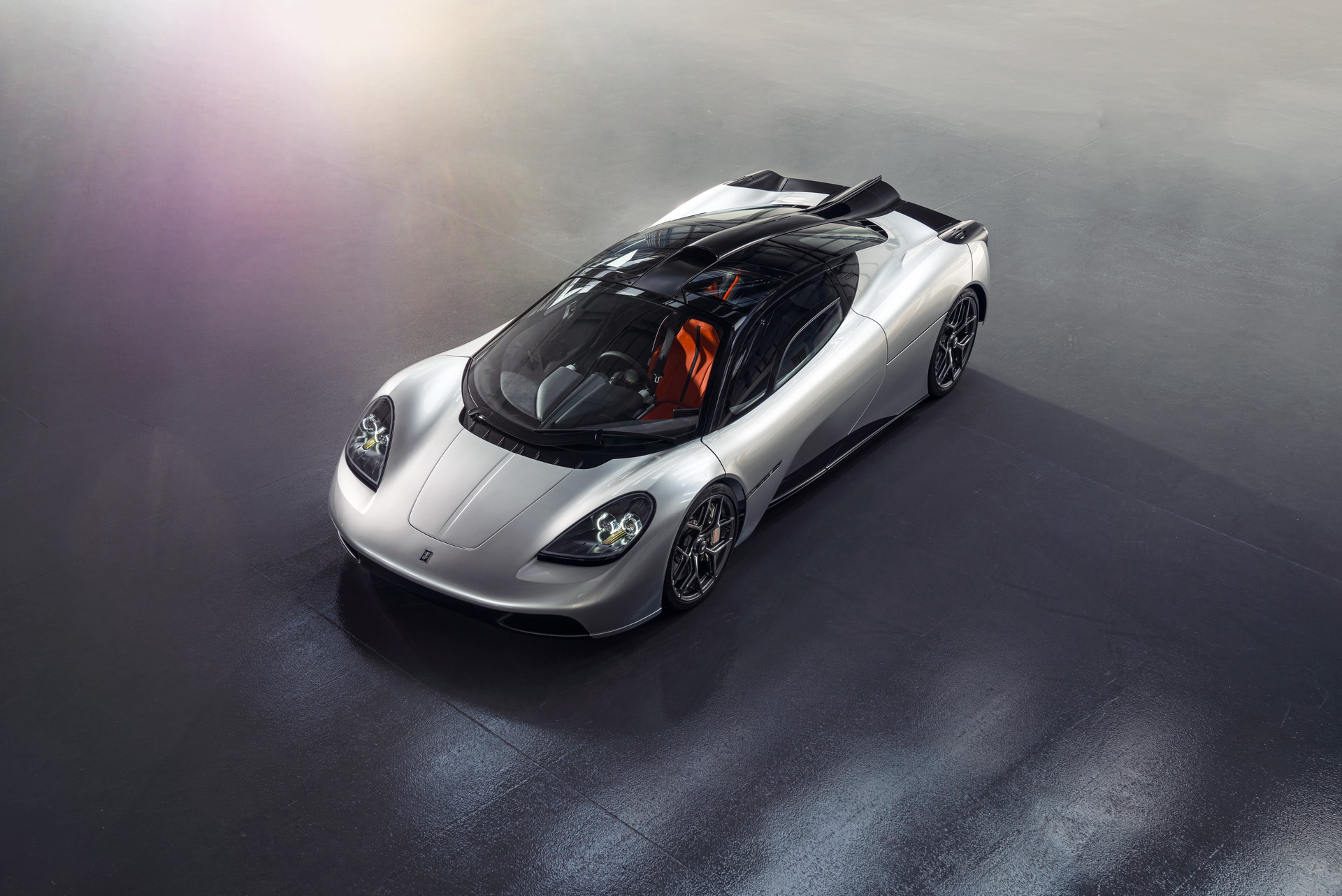 Gordon Murray Automotive T.50 (2022): «Преемник» McLaren F1