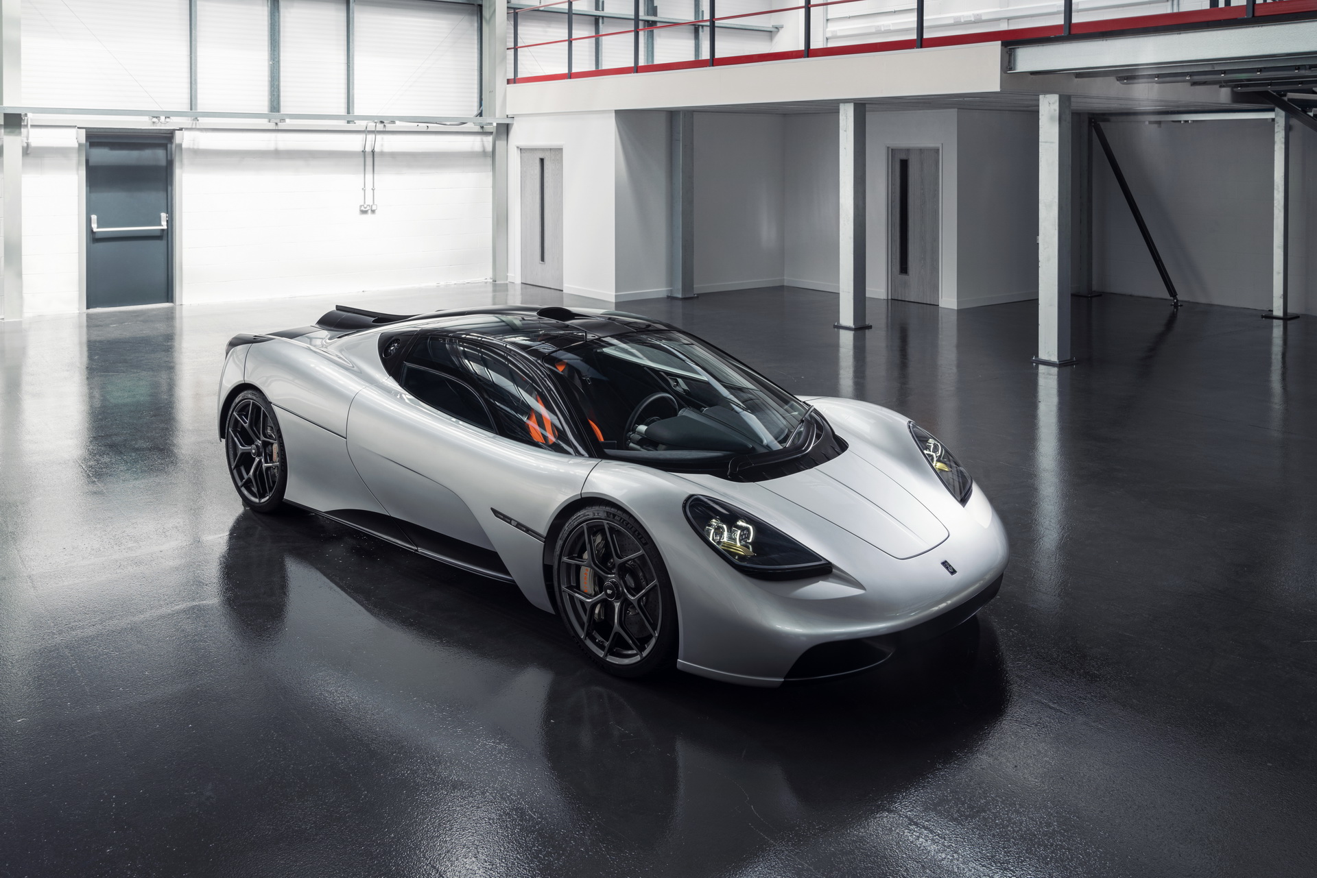 Gordon Murray Automotive T.50 (2022): «Преемник» McLaren F1