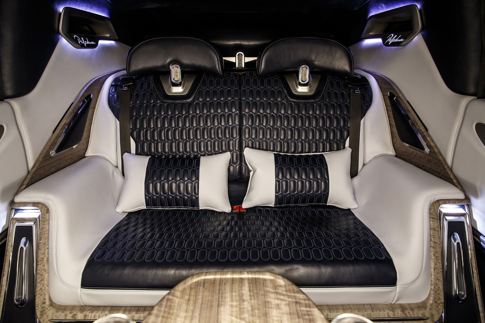 Aznom Palladium by Camal Studio (2020): All-Terrain Luxury Sedan