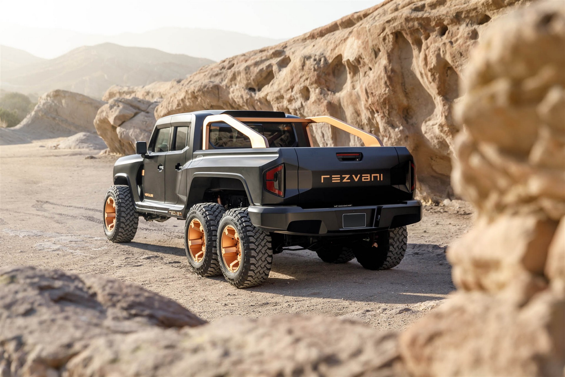 Rezvani Hercules 6×6 (2020)