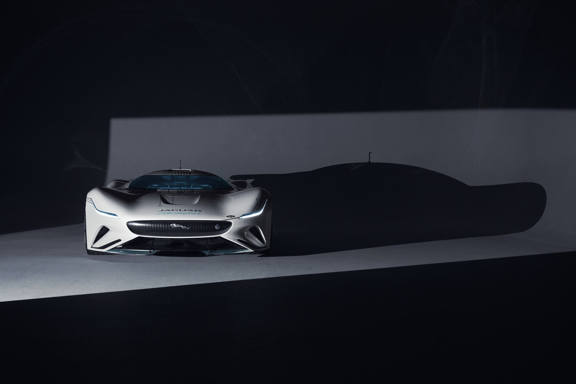 Jaguar Vision Gran Turismo SV (2020)