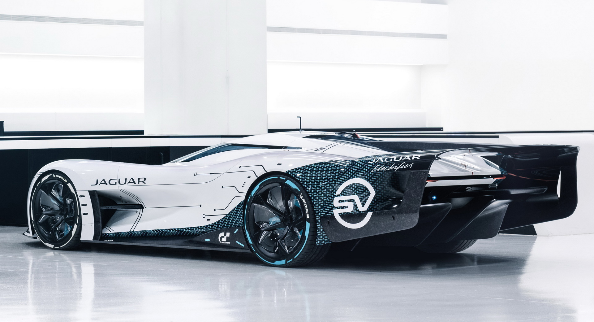 Jaguar Vision Gran Turismo SV (2020)