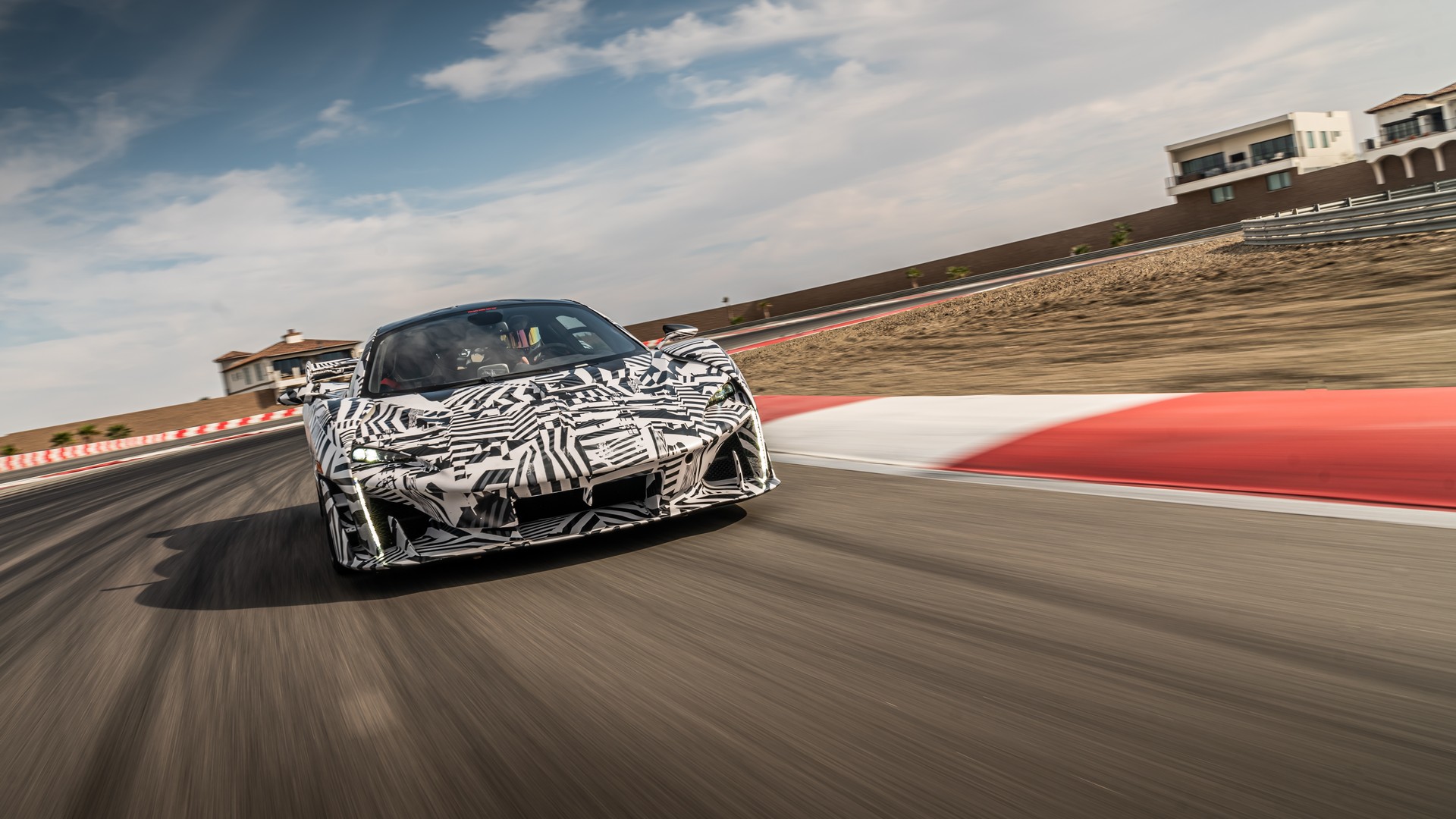 McLaren Sabre (2021)
