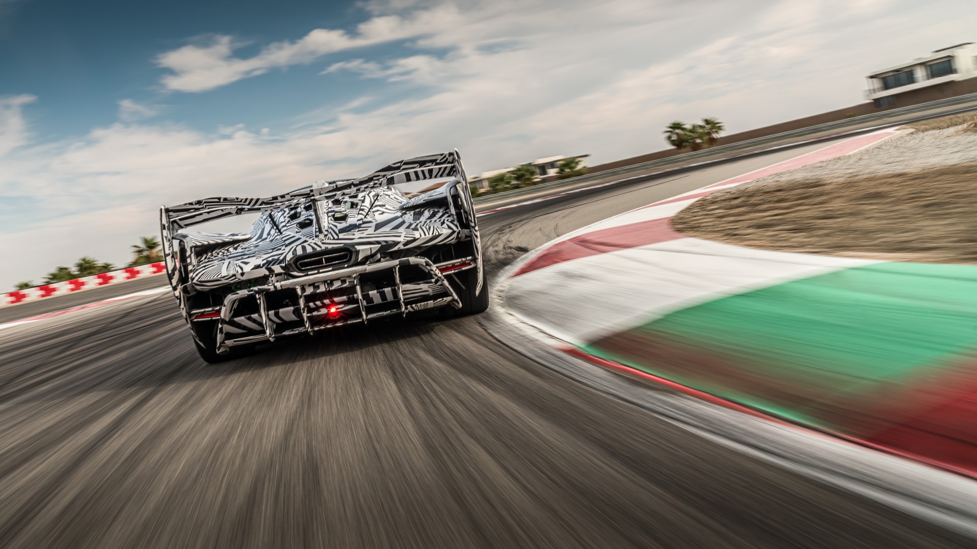 McLaren Sabre (2021)