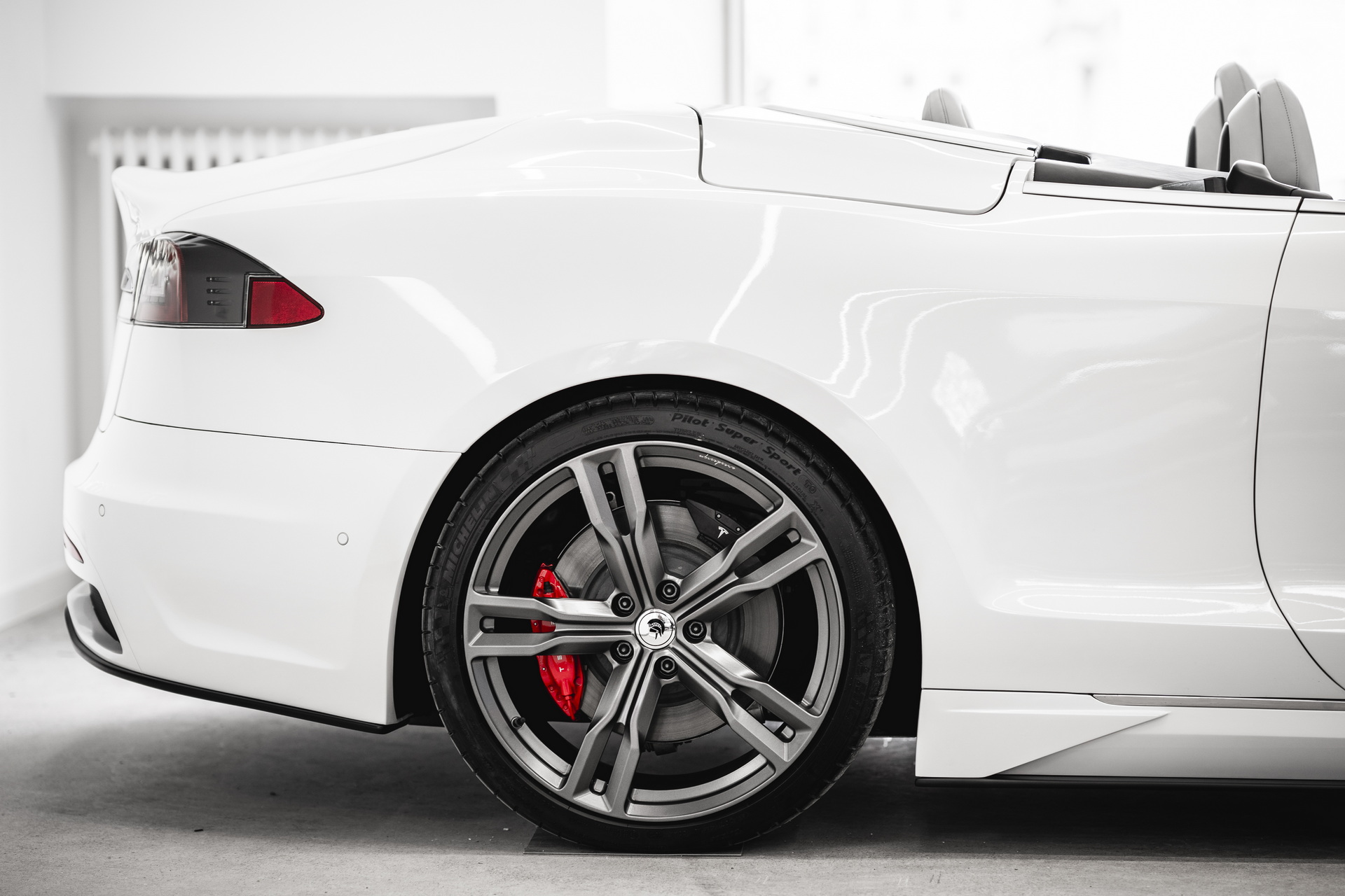 Ares Design Tesla Model S Convertible (2021)
