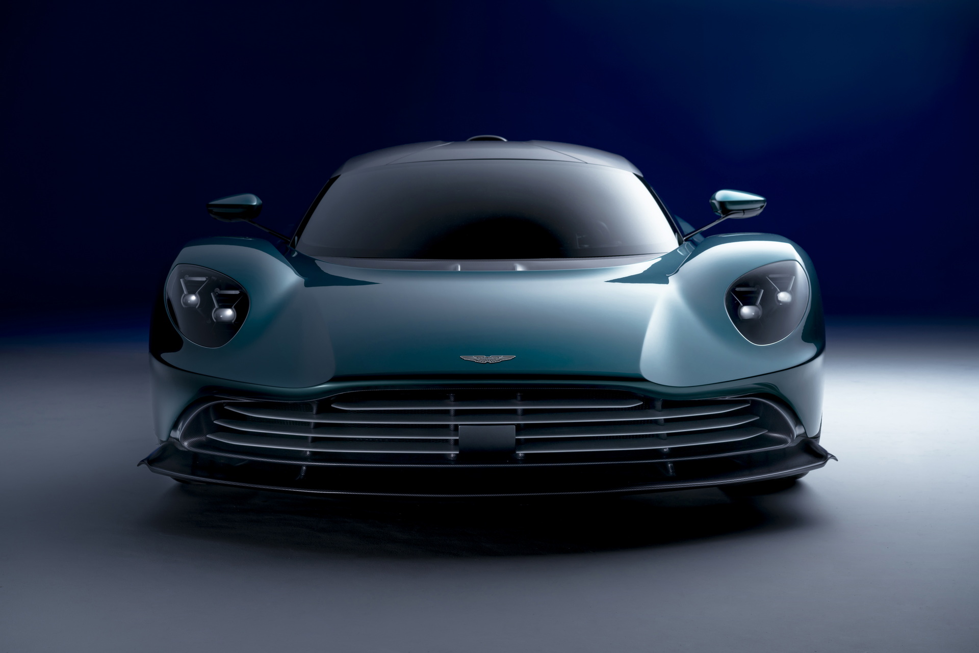 Aston Martin Valhalla (2021)
