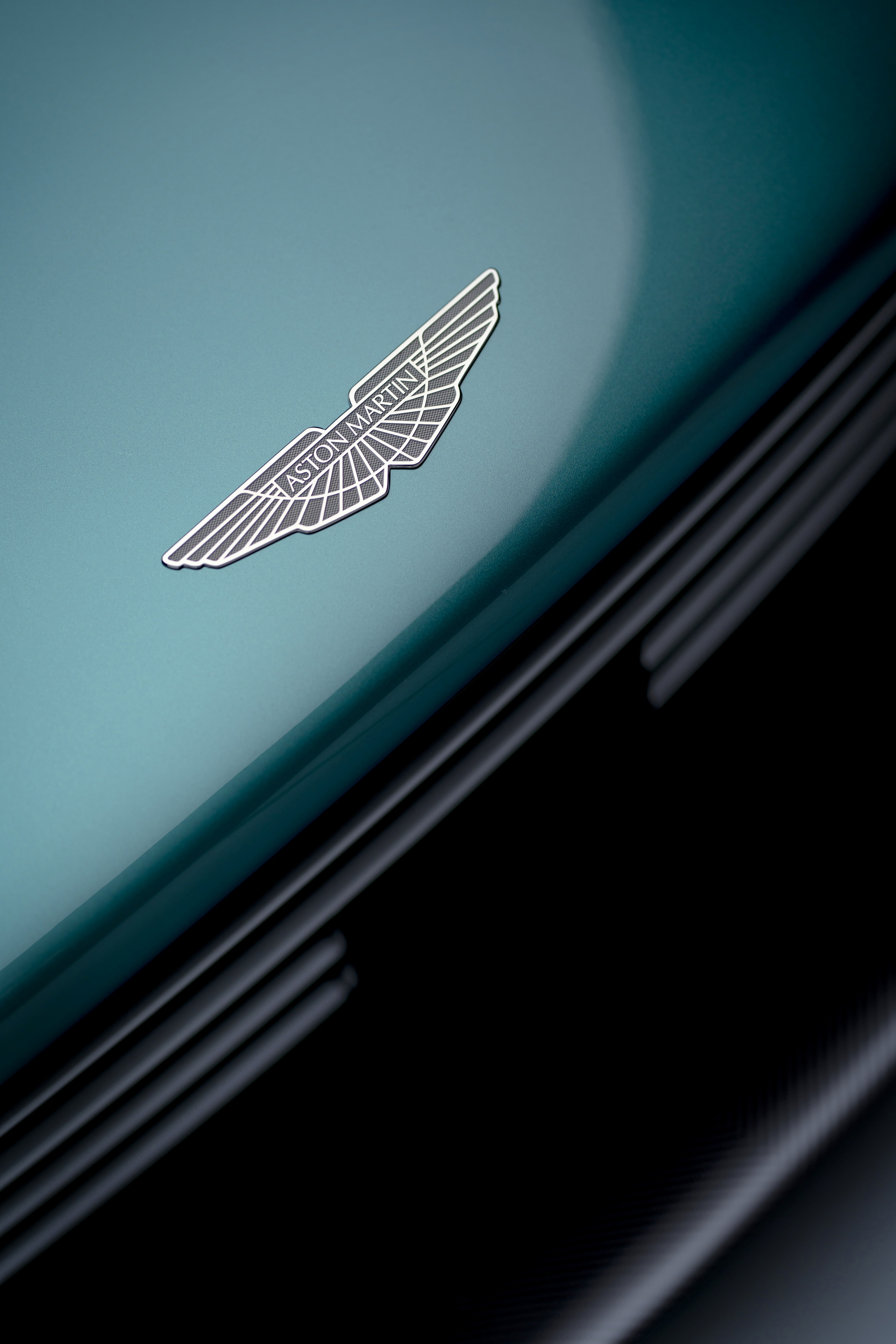 Aston Martin Valhalla (2021)