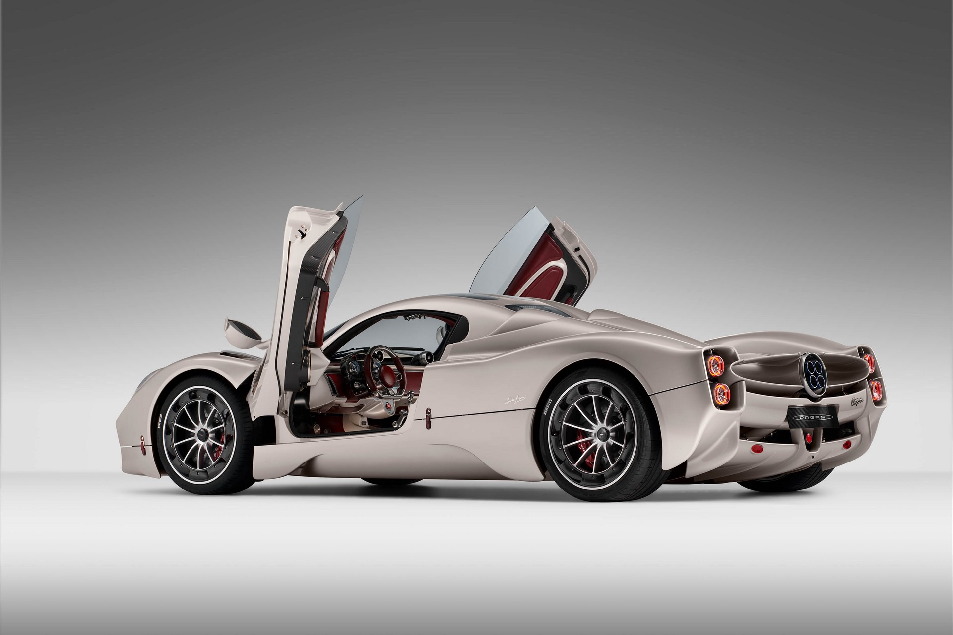 Pagani Utopia (2023)