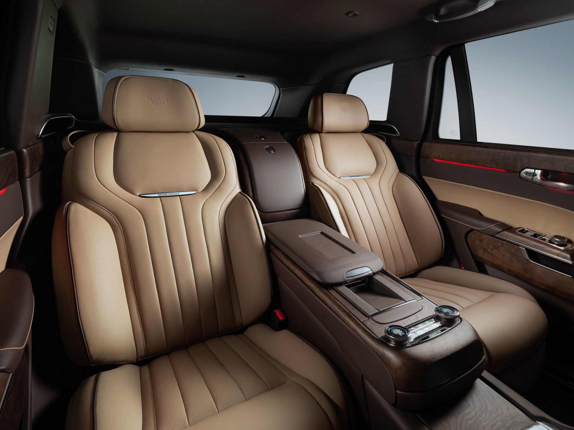 Aurus Komendant (2022) – Interior