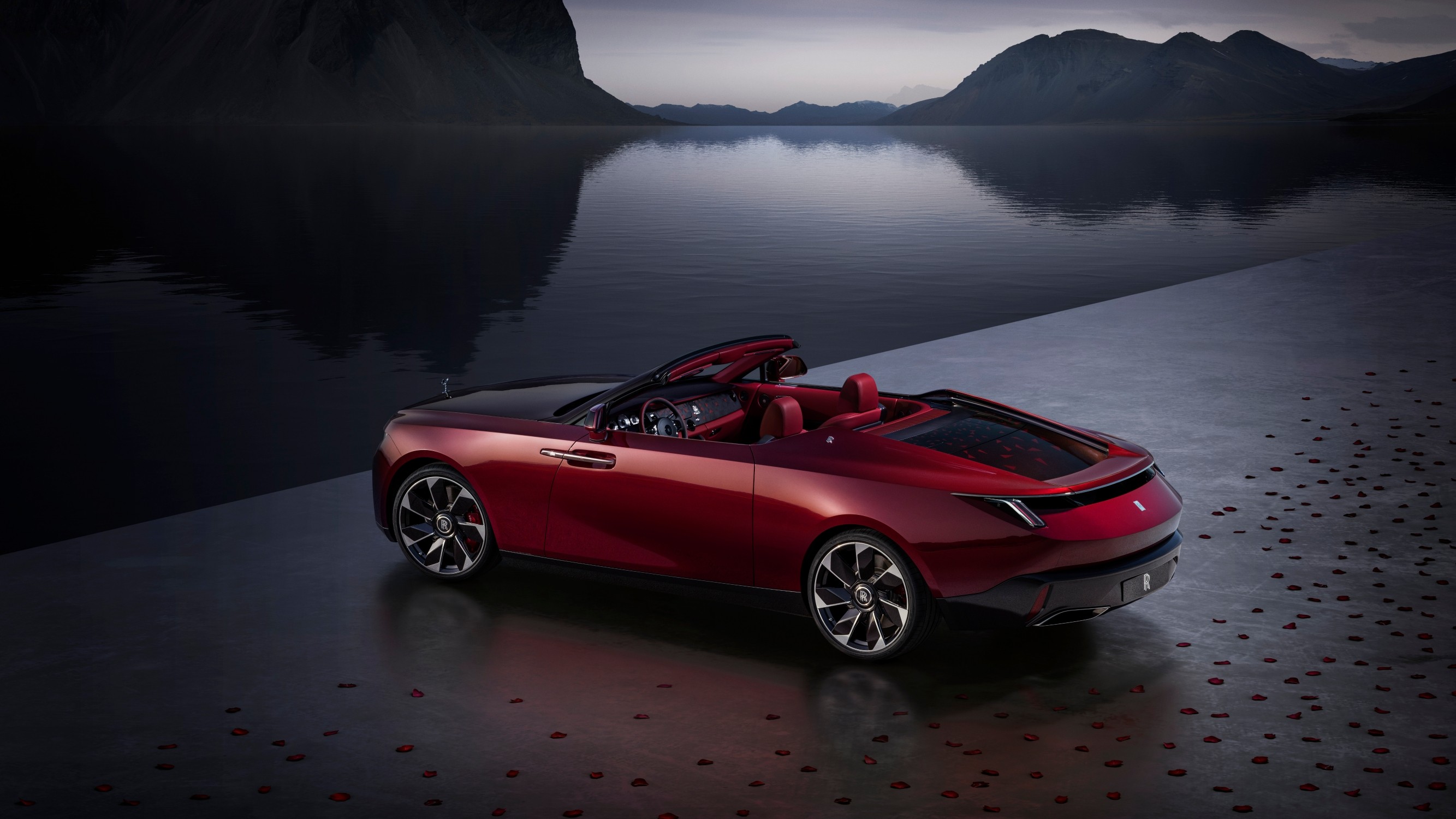 Rolls-Royce La Rose Noire Droptail (2023)